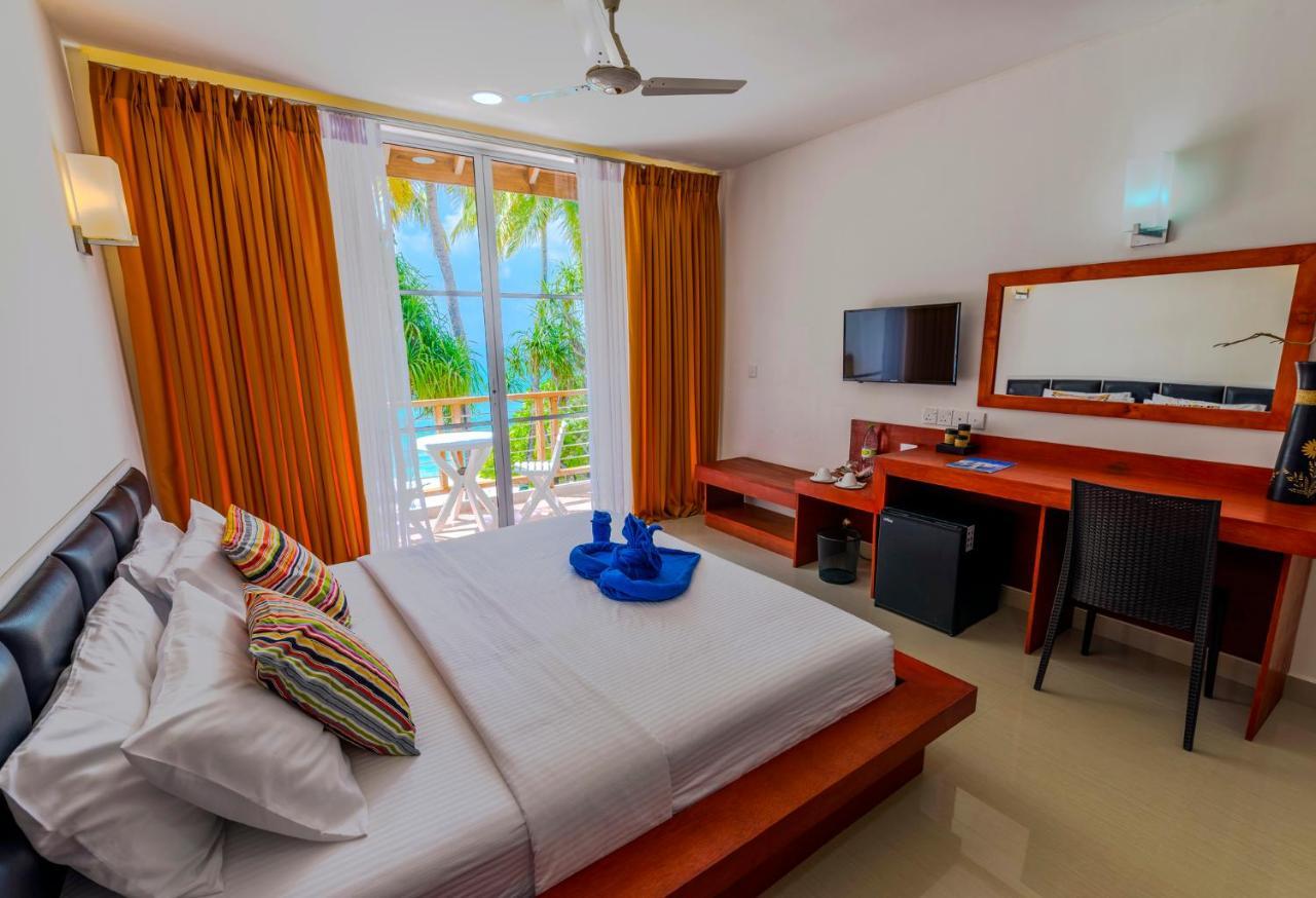 Athiri Beach Maldives Dhigurah  Exterior photo